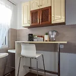 Plac Uniwersytecki 15b منزل للإقامة فروتسواف