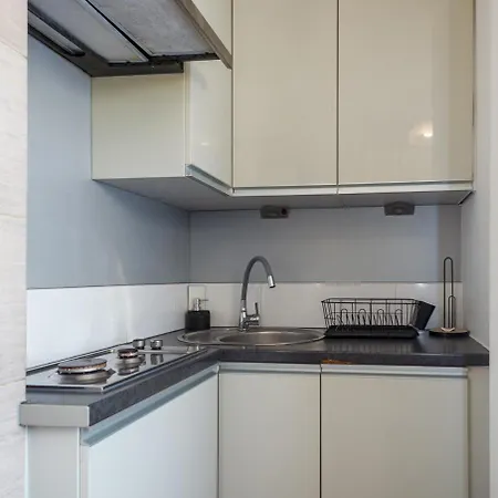 Plac Uniwersytecki 15b Δωμάτια σε οικογενειακή κατοικία *